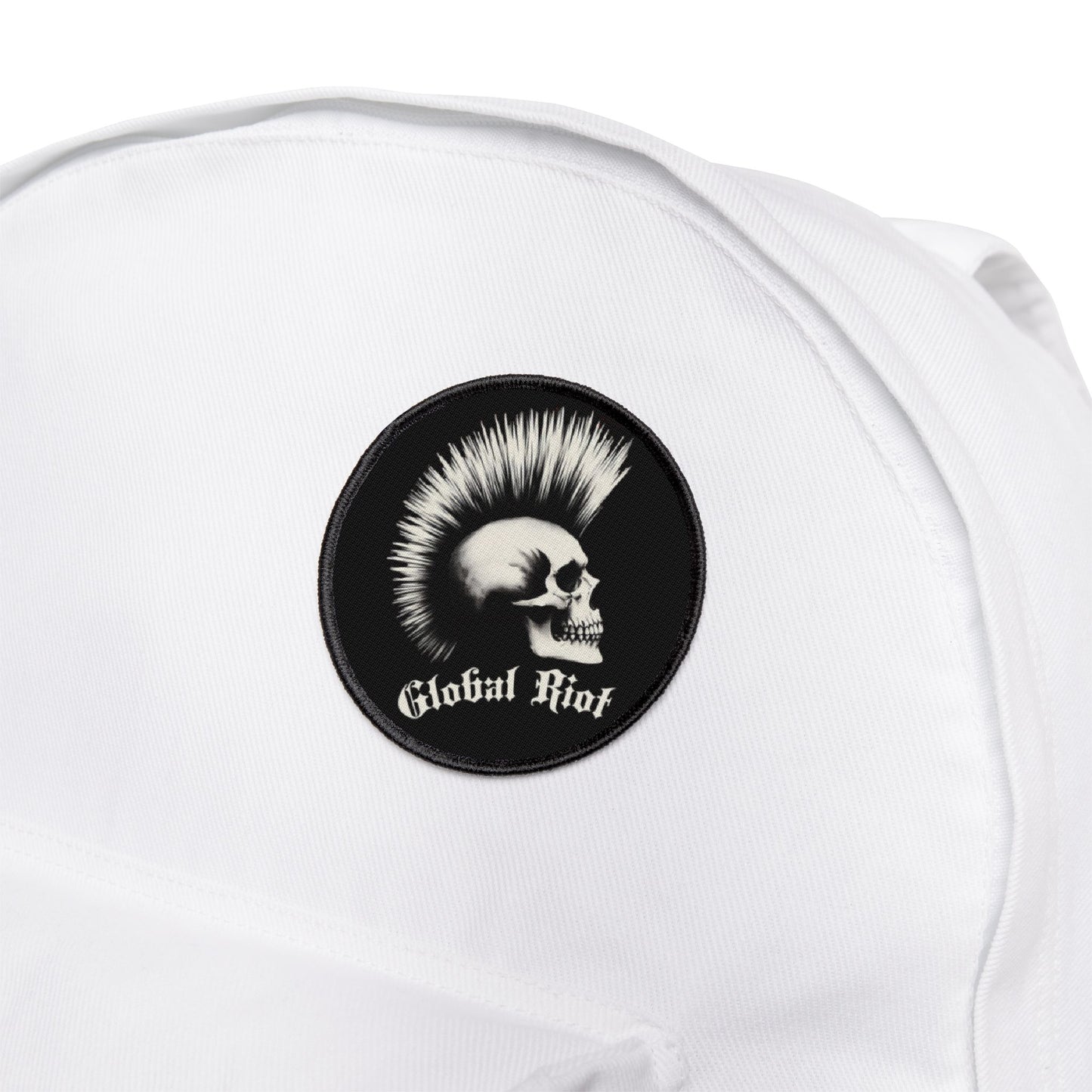 Parches termoadhesivos de calaveras de Global Riot Punk